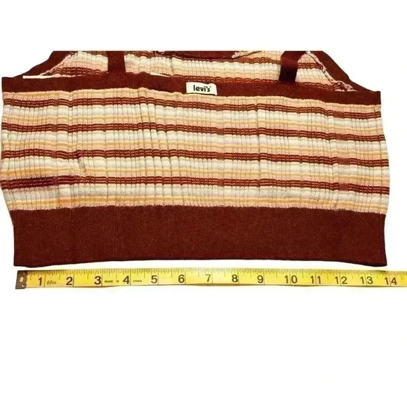 Levi’s Women’s 1/2 Sweater Cropped Top Size XL NWT Rust Orange - Picture 7 of 7